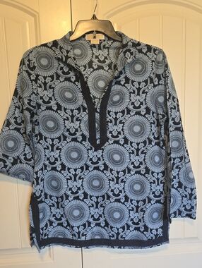 MICHAEL Michael Kors Black and Light Blue Floral Medallion Split-Neck Tunic